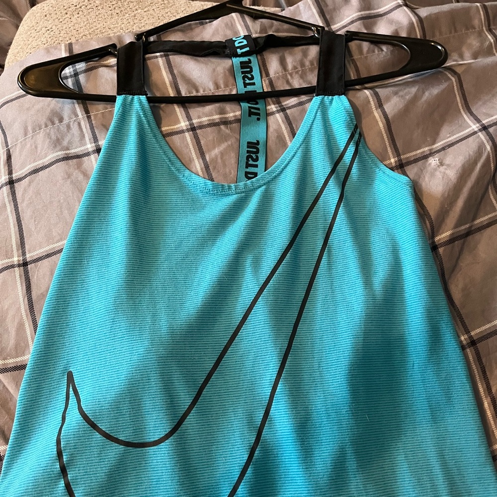 Small Nike shirt great condition